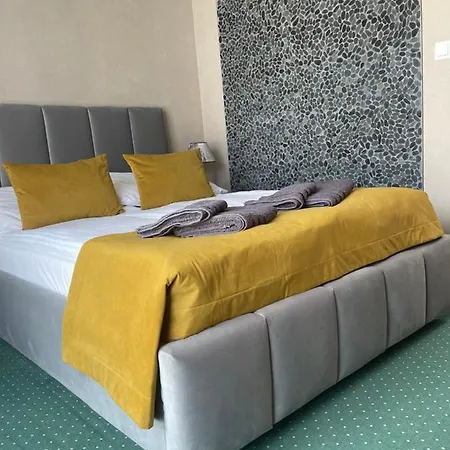 Zalesie Kwatera prywatna *